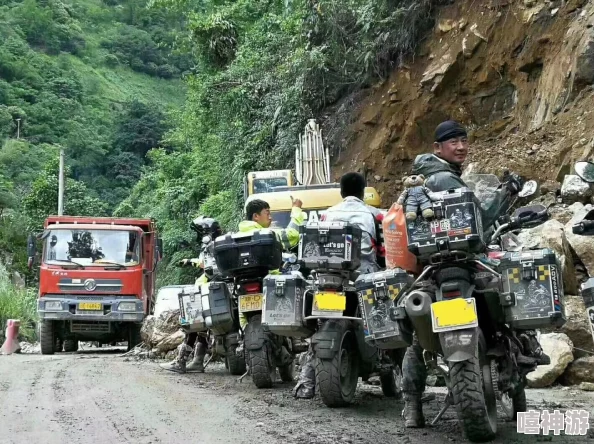 麻花传剧在线mv：明星们私下的趣事曝光，幕后花絮让人捧腹大笑！