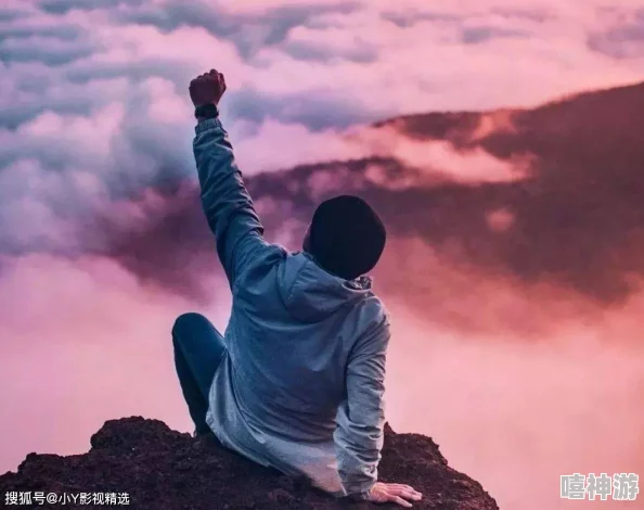 体育生被绑住秘 四肢取精，勇敢面对困境，展现出无畏精神与坚韧意志！