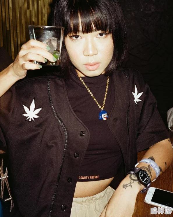 日本raPPer一姐：她如何在音乐界崭露头角并赢得众多粉丝的理解与支持