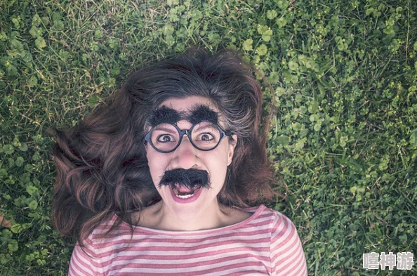 18性欧美XXXⅩ性满足，独具风采，引人入胜