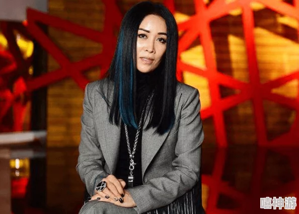 黑皮年上壮0和白皮年下瘦1,传闻两位明星因性格差异分道扬镳,引发粉丝热议与关注! 黑皮年上壮0和白皮年下瘦1,传闻两位明星因性格差异分道扬镳,引发粉丝热议与关注!