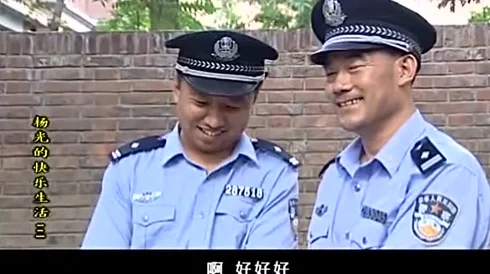警察记者张津瑜三部曲叫什么？揭示了她在职场与生活中的真实故事与挑战，值得一读的作品