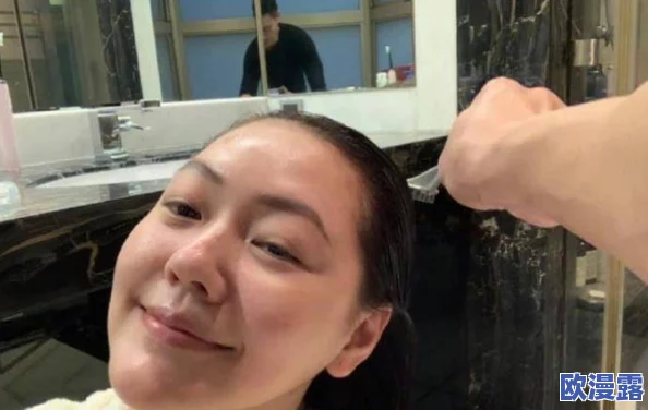 漫画歪歪：网友热议其独特风格与社会讽刺，认为作品引发了对现实问题的深思与讨论