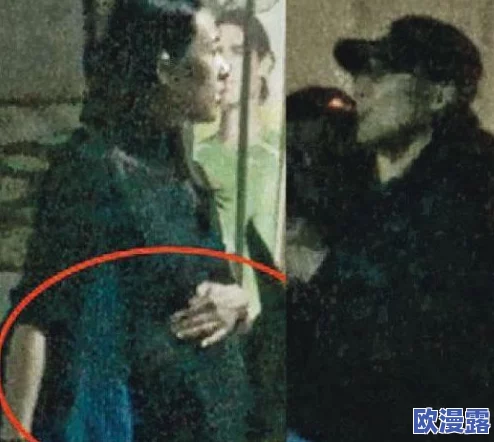 草莓视频免费:明星们私下如何享受生活?最新八卦曝光,令人惊讶的秘密大揭秘! 草莓视频免费:明星们私下如何享受生活?最新八卦曝光,令人惊讶的秘密大揭秘!