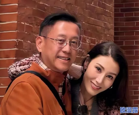 md0076沈芯语老师婚纱引发热议，网友纷纷表达对其设计和风格的看法，称赞其优雅与独特魅力