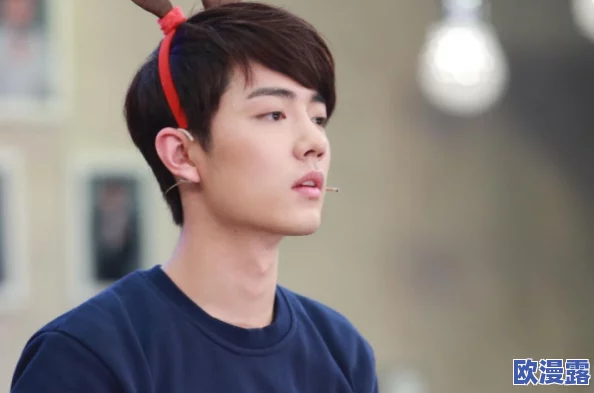 大团圆全家一起黄梅徐海，传闻他们将在新剧中合作，引发粉丝热议与期待！