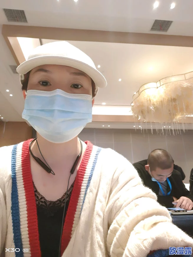 秋霞电影免费龙飘飘快乐的歌背后的创作故事与流行文化影响分析，以及龙飘飘在华语乐坛的地位与成就