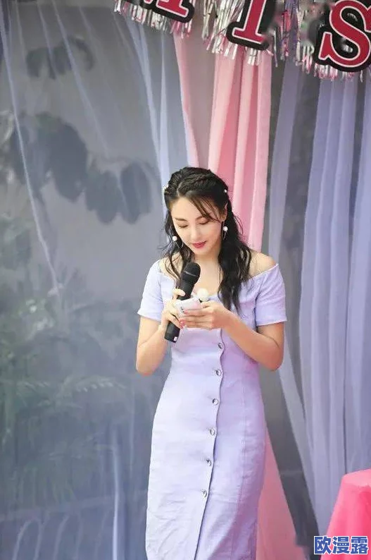 40岁成熟女毛耸耸，如何优雅应对生活中的挑战与变化，展现自信魅力的全新风采