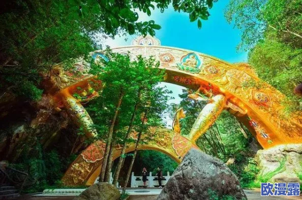 桃花源口水潺潺，探寻古人理想中的世外桃源与现代生活的交融之美