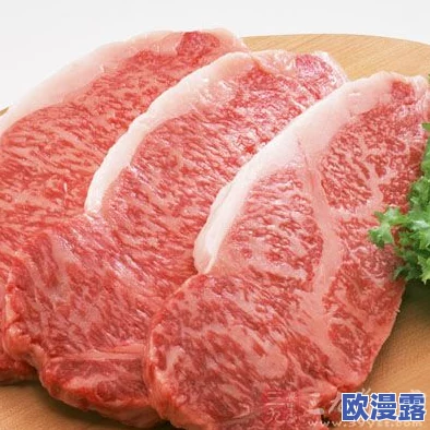 肉多到炸的年下双楠，这是一道以丰富肉类为主料，搭配独特调味，口感鲜美、层次分明的美食佳品