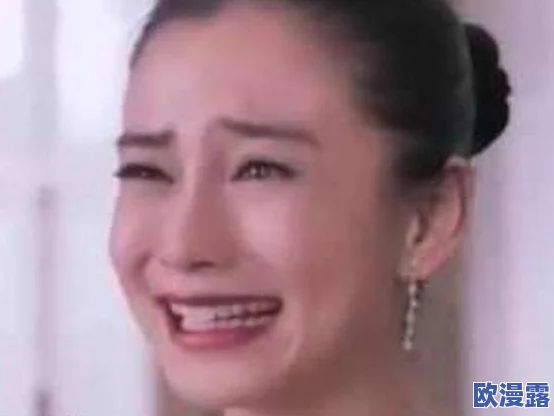 申鹤流眼泪翻白眼流口水图片:探讨角色情感表达与观众反应的关系及其在动画中的表现形式 申鹤流眼泪翻白眼流口水图片:探讨角色情感表达与观众反应的关系及其在动画中的表现形式