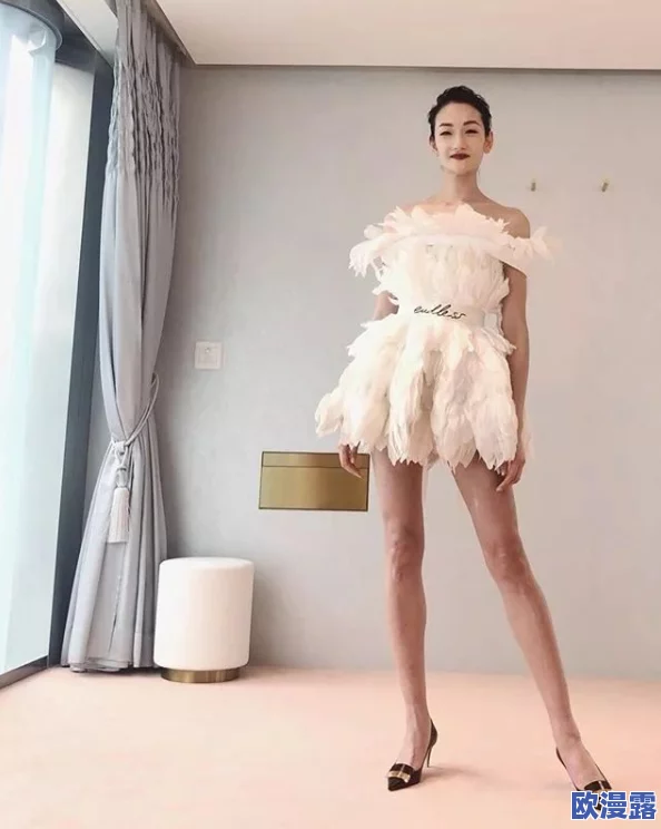国产亚洲美女精品久久久2020：震惊！新一季模特大赛冠军竟然是她，背后故事令人难以置信！