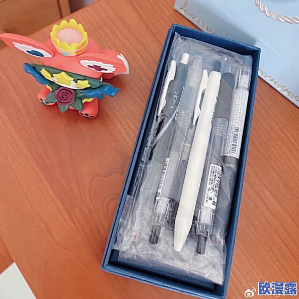 六年级女生隐藏可以塞几支笔的方法和技巧，助你在课堂生活中更好地管理文具和保持整洁