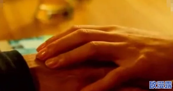 人妻互换HDF中文＂掀起网络热潮，网友热议：婚姻中的信任与背叛，真实故事引发广泛关注！