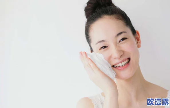 原神申鹤的裸妆水乳：适合不同肤质的美容功效与使用技巧，打造自然透亮妆容的秘密所在