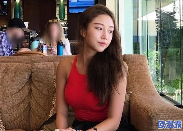 韩国女主播李荷艺最新动态：分享个人生活点滴与职业发展，吸引众多粉丝关注与互动