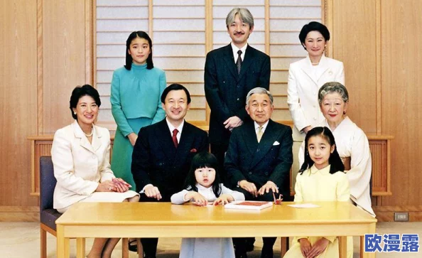 列王的纷争游戏攻略：初级装备牛角盔详细合成步骤与技巧解析