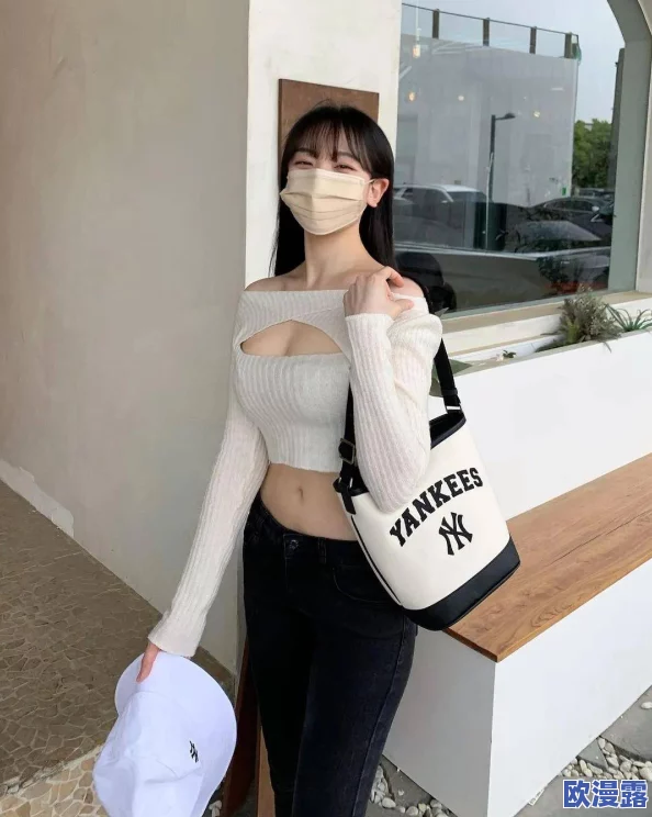 极品网红娜娜白虎，惊现神秘新恋情，引发网友热议与疯狂追捧！