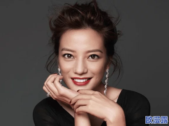 日韩美女性生活:最新动态揭示了她们在生活中对情感与性的独特看法,展现出多元化的文化背景和个人选择 日韩美女性生活:最新动态揭示了她们在生活中对情感与性的独特看法,展现出多元化的文化背景和个人选择