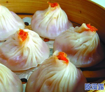 包子＊：传统美食的现代演绎，如何在快节奏生活中找到属于自己的味道与情感连接