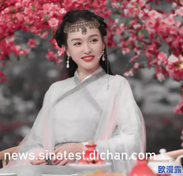 韩国三级hd中文字幕李采潭：最新动态揭示了该作品在观众中的热度持续上升，讨论话题不断增多