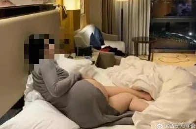 欲色真实偷拍啪啪：揭示背后不为人知的故事与社会影响，探讨隐私权与道德界限的深刻思考