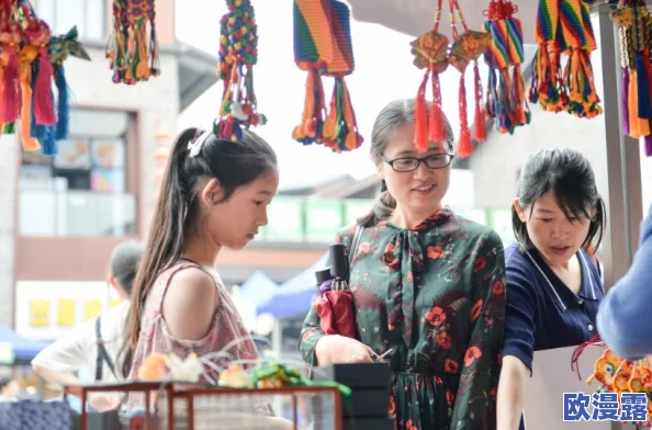 怡红院久大香蕉：一场引发热议的文化盛宴，传统与现代交融的奇妙体验！