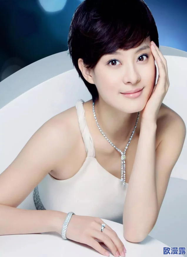 杉原杏璃：突破界限的魅力之旅，揭开最劲爆大尺度激情背后的秘密与故事