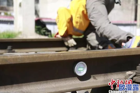 守护者们S+级别太阳套装:全面解析其卓越属性与特色介绍 守护者们S+级别太阳套装:全面解析其卓越属性与特色介绍
