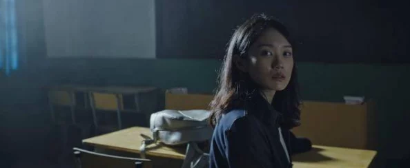 探索中国老女人的生活与智慧：她们在现代社会中的独特角色与故事