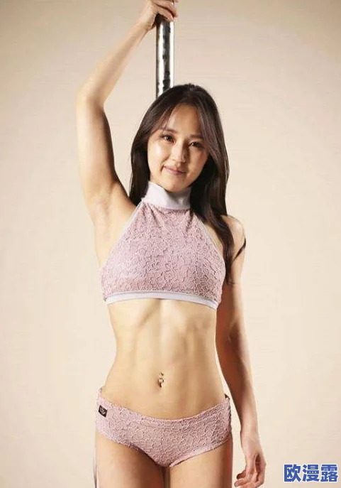 日本吴国鹏-美女被扒开屁股进去的软件，近日引发热议，网友们纷纷讨论其内容和影响，相关话题持续升温