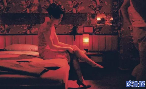 午夜时分的神秘性播放：探索夜晚隐秘欲望与情感交织的奇妙旅程