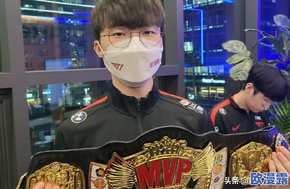 超凡三国英雄解析：吕布技能属性全面介绍与评测