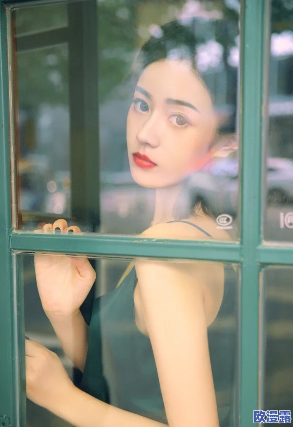 91美女视频在线观看让我们欣赏到多样的美丽与才华激励我们追求自信与积极向上的生活态度 91美女视频在线观看让我们欣赏到多样的美丽与才华激励我们追求自信与积极向上的生活态度